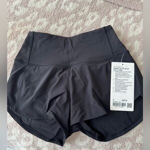 NWT Lululemon speed up HR short 2.5 lined
